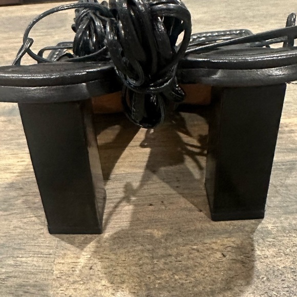 Frame Le Doheny Ankle Strap Heel NWOT Size 37.5 - Picture 5 of 7